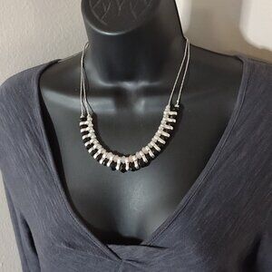 19.5 Inch NY Necklace With Pink And Black Beads